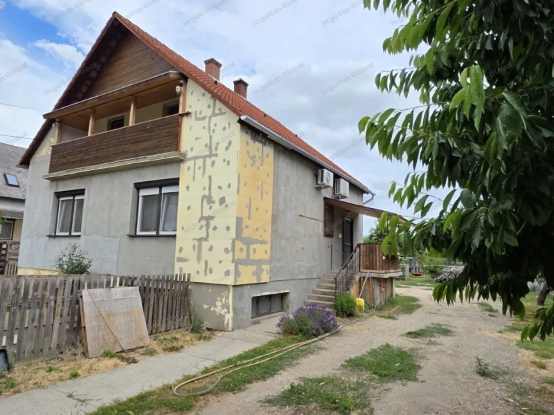 Kiskunlacháza